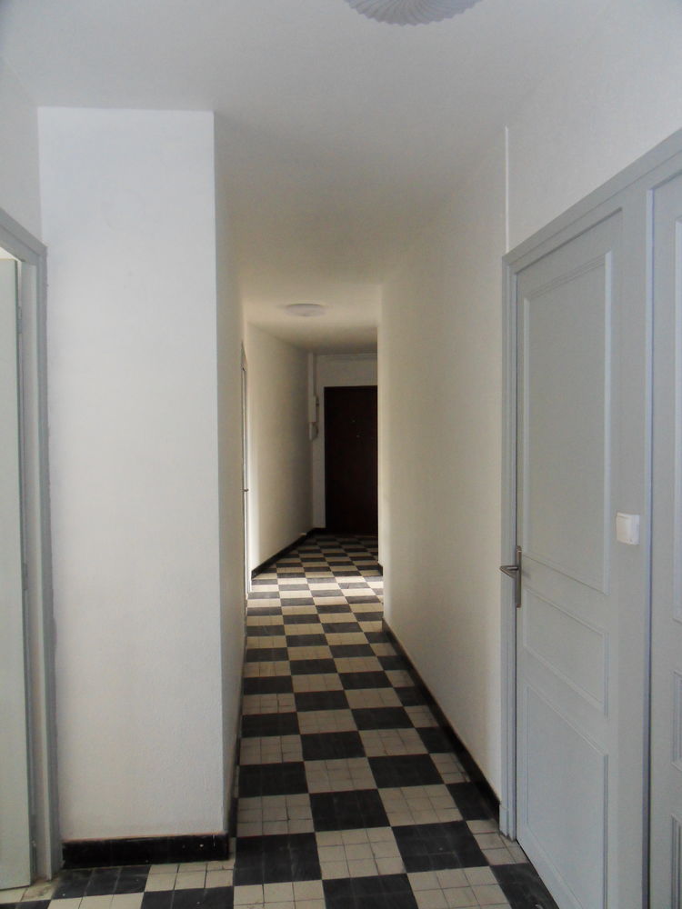 appartement T4 de 104 m² refait à neuf