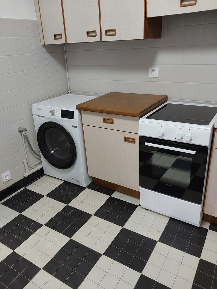 appartement T4 de 104 m² refait à neuf