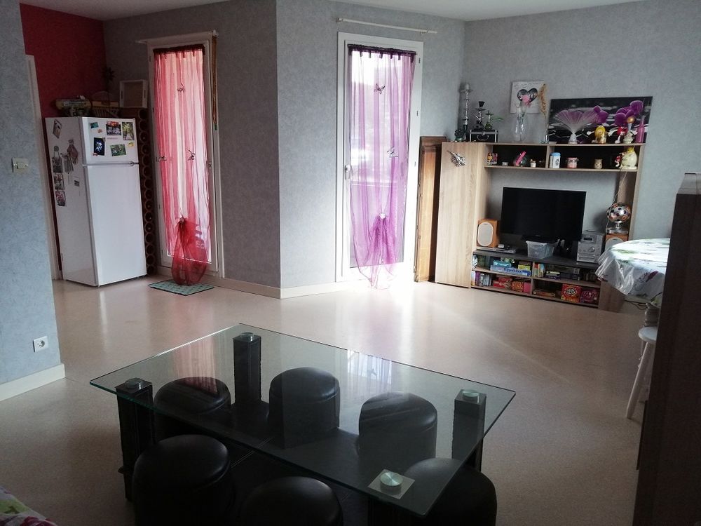 Spacieux T2 + Cave + 2 parking quartier Fac