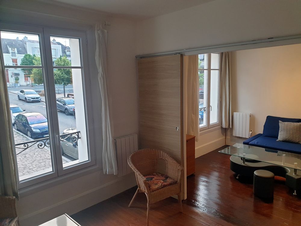 meublée, au c?ur des Yvelines, dans bel immeuble du