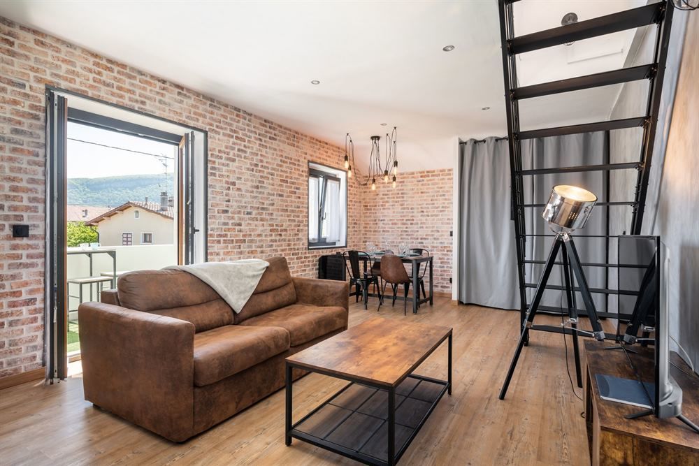 Investissement locatif rentabilité 7 à 8% - Maison 3 apparts