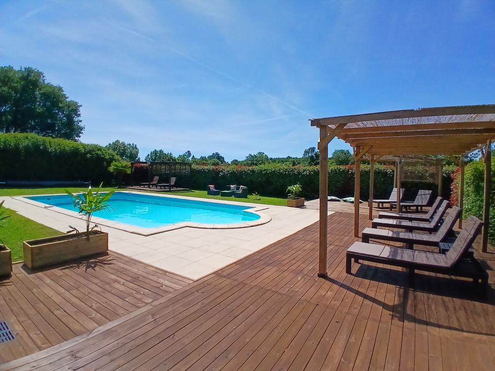 Maison Principale et ses 3 Gîtes