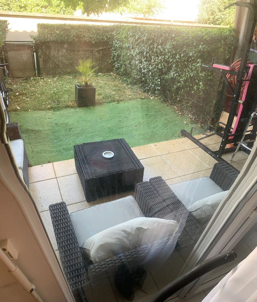 Studio de 31 m² avec jardin, terrasse et piscine