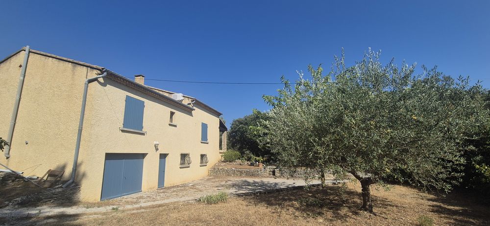 Villa sur bedoin 110 m2 HA plus 90 m2 sous sol terrain 2200