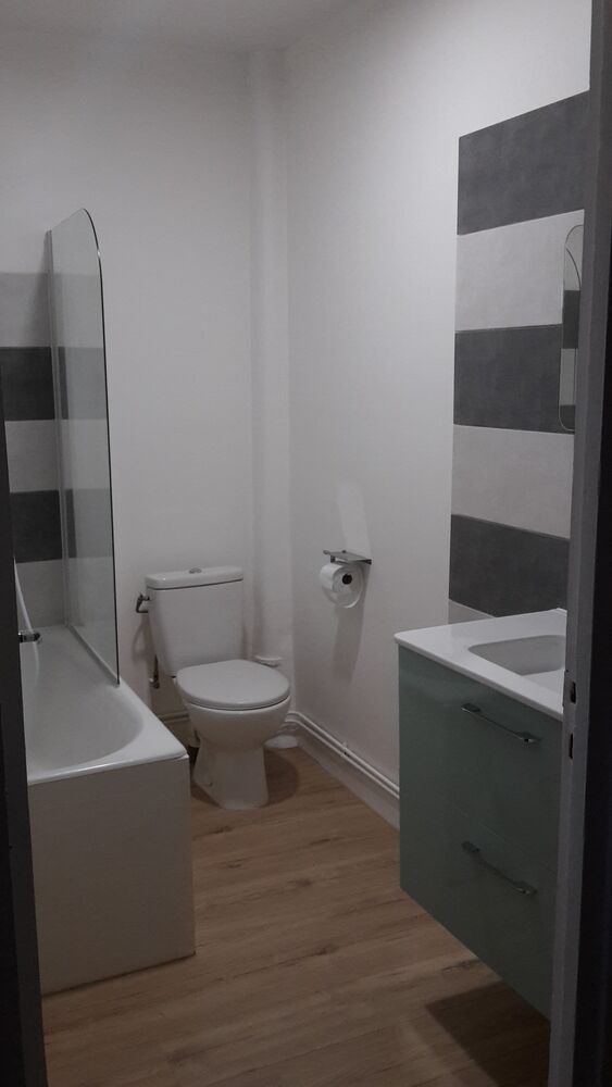 2 Pièces - 47 m2 - vue dégagée - 3e étage ascenseur -