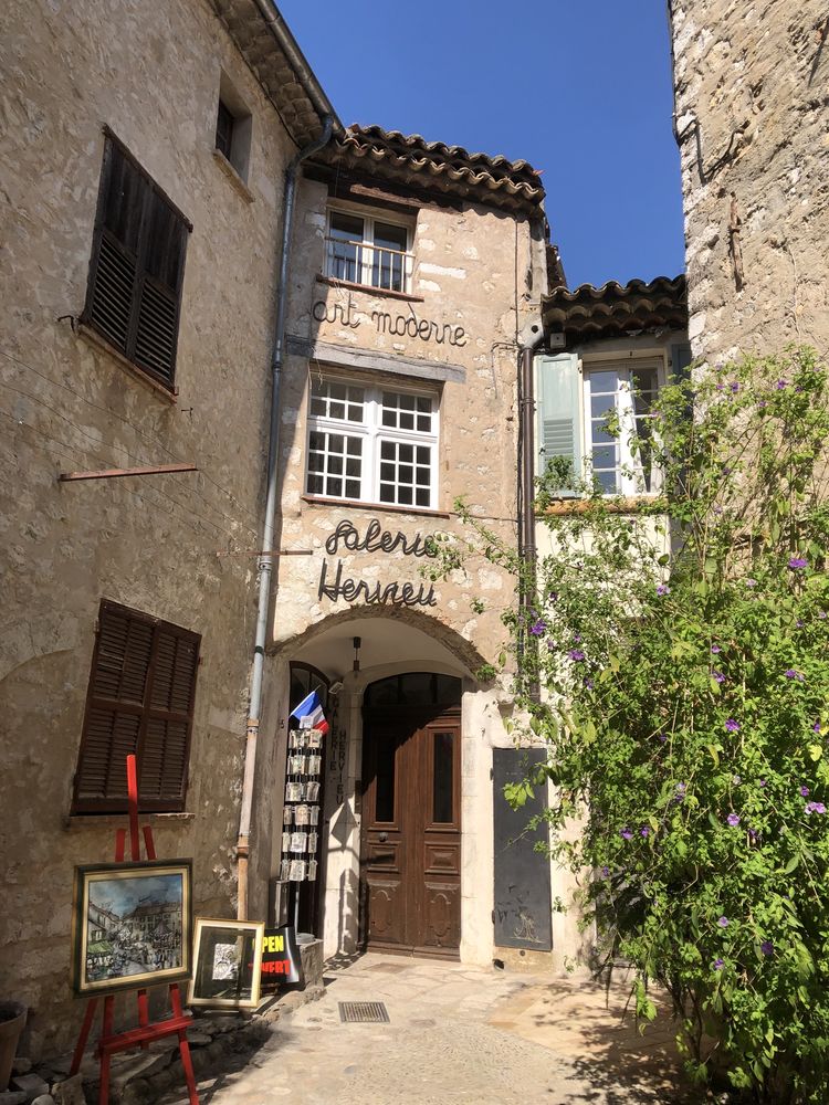 Maison de village avec local commercial Saint-Paul-de Vence