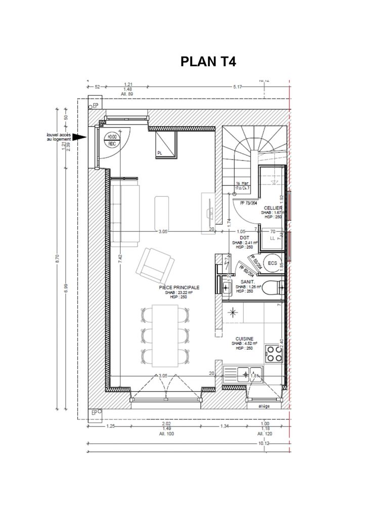 T4 ENTIEREMENT RENOVÉ TRIPLEX AVEC JARDINET ET PARKING