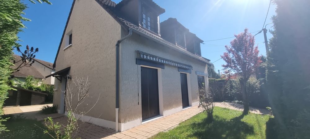 MAISON 4 PIECES ENTIEREMENT RÉNOVÉE