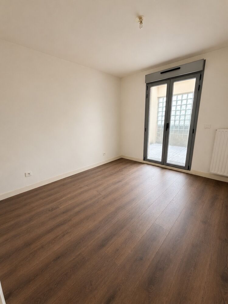 Appartement 3 pièces 68 m² ? Terrasse, balcon- Bagnolet
