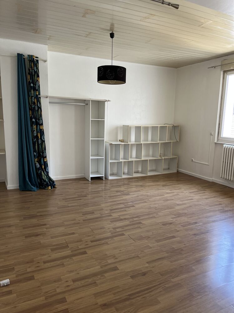 GRAND STUDIO PROCHE CV