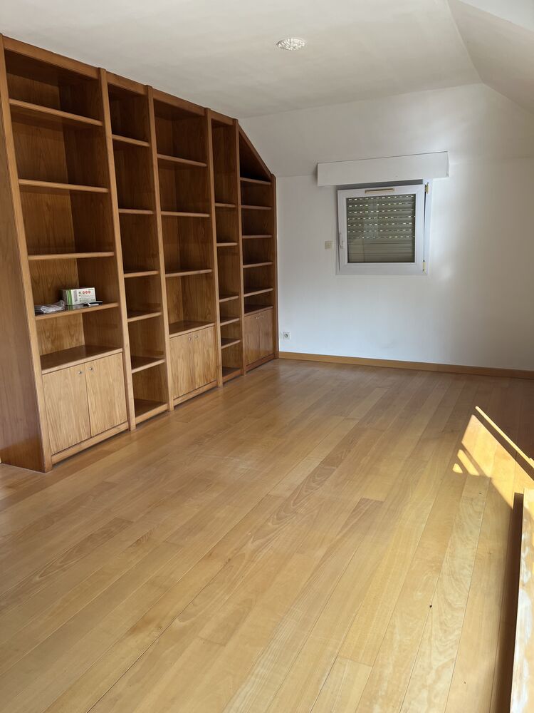 appartement T4+T1bis : 215 m2 - 44300 Nantes 420.000€