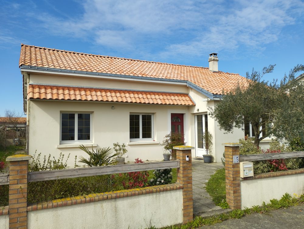 Maison individuelle avec jardin + garage au Landreau
