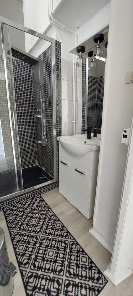 Appartement 1 pièce - 21m2 - Aix les Bains - centre ville
