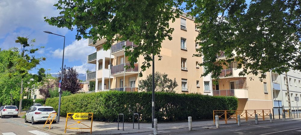 T2 rdc avec jardin privatif secteur Bajatiere