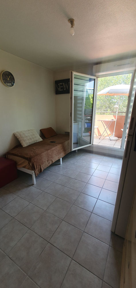 Studio T1 avec balcon et parking ? Le Pontet