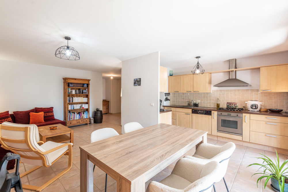Appartement T4 de 90 m² avec balcon, garage et cave
