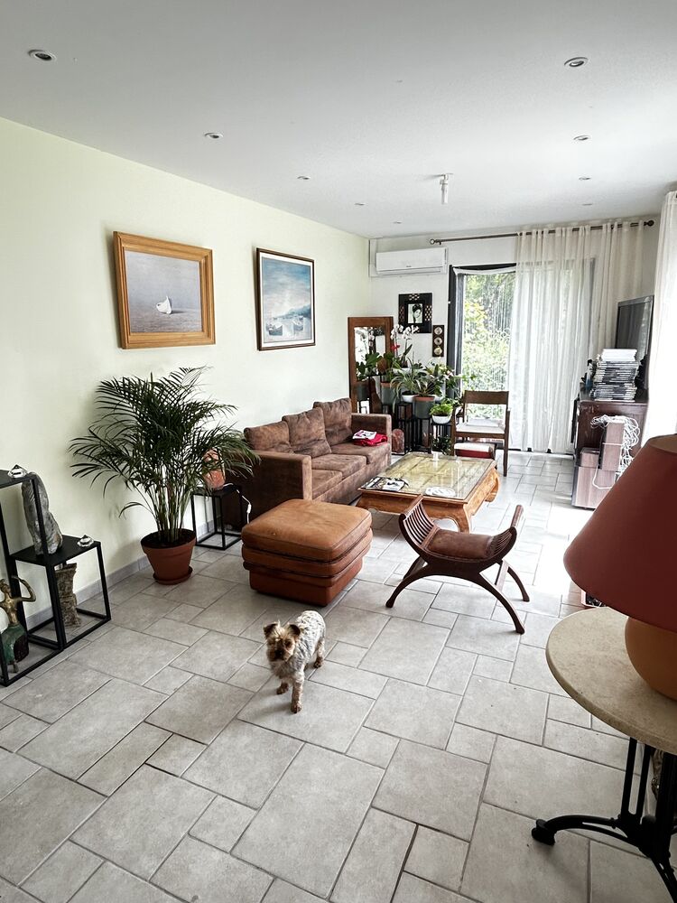 Maison à Collinée, dans la Mené 22330.
