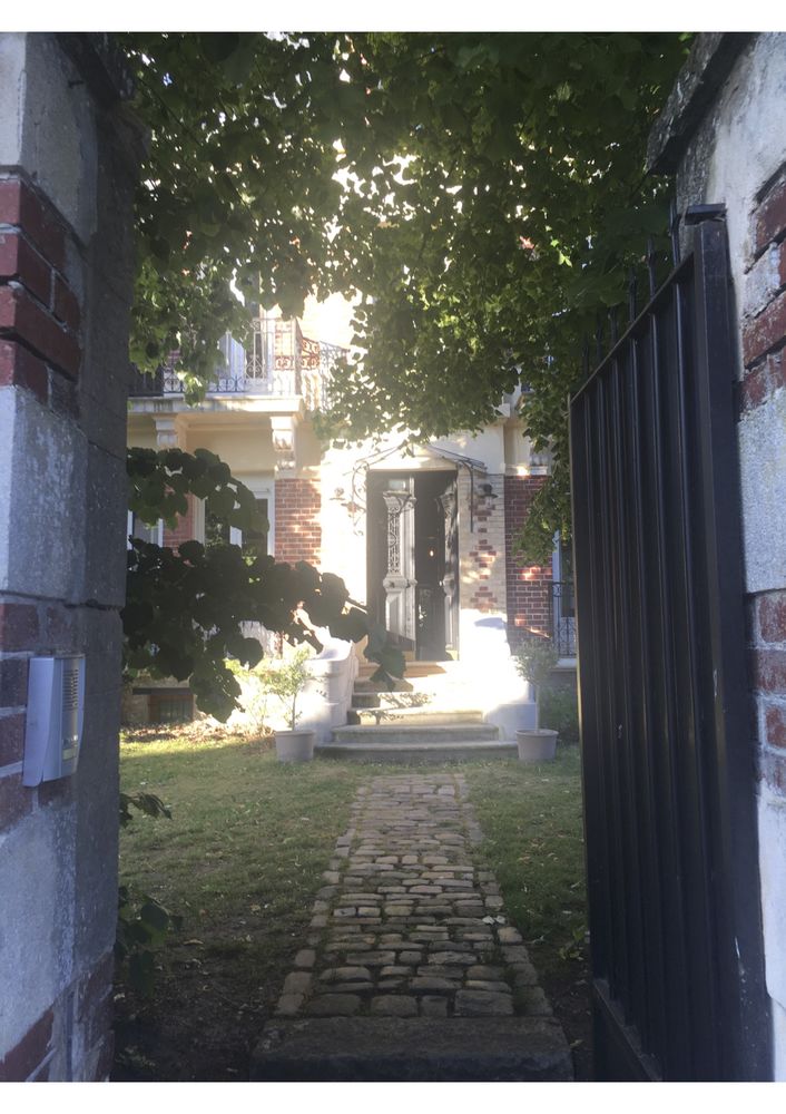 Maison de style Mansart,de 1890, à 10 minutes de Rambouillet