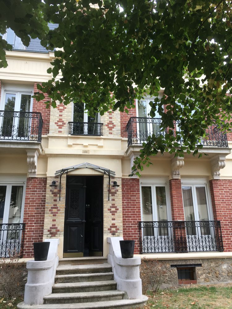 Maison de style Mansart,de 1890, à 10 minutes de Rambouillet