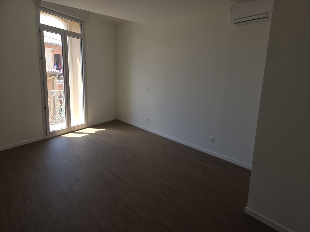 Superbe F4 neuf de 113 m² jardin et parkings