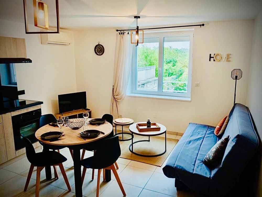 T3 rénové, meublé, clim réversible, 56 m², Castres Gare
