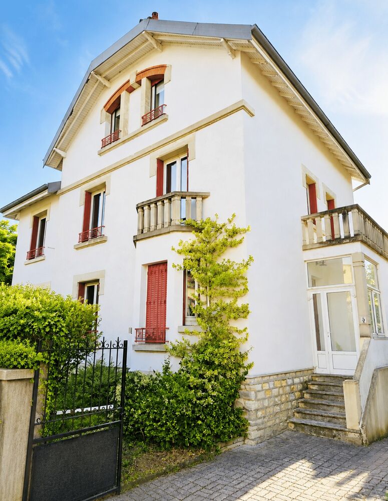 Maison bourgeoise rénovée - 5 chambres - jardin paysager