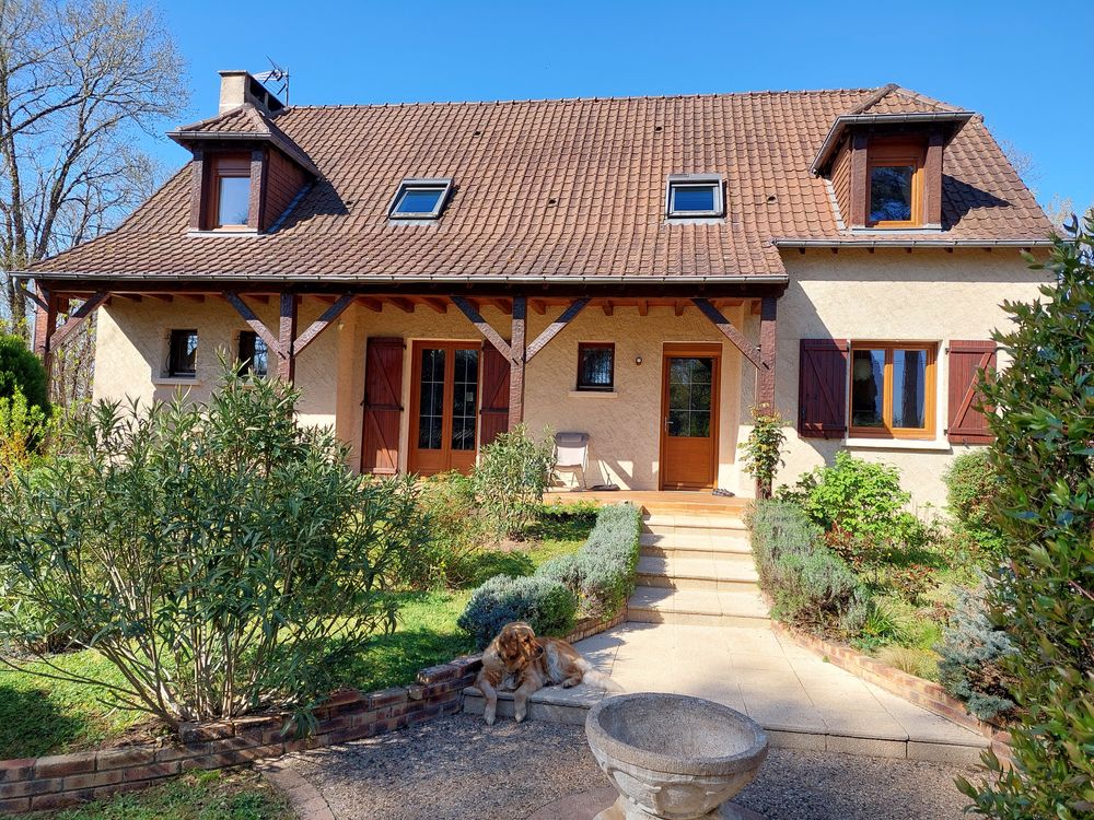 MAISON 158 m2, au calme, proximité BRIVE LA GAILLARDE