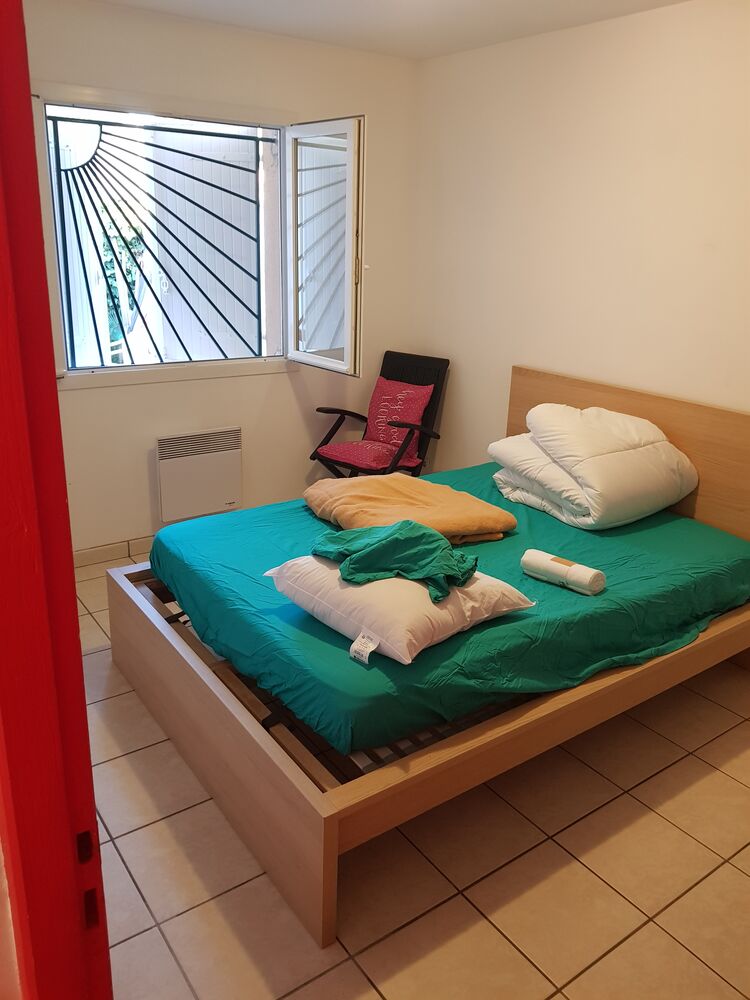 Maison meublée équipée bien située plein pied