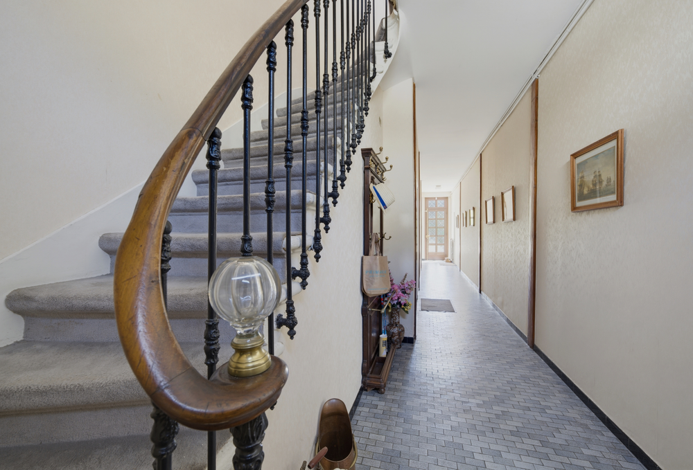 Bordeaux Maritime. Vaste maison bordelaise avec grand jardin