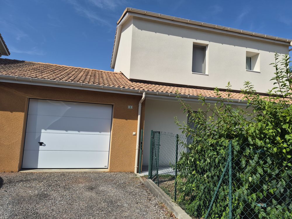 Maison 71 m2-Montelier -2 chambres-Garage-Jardin-Terrasses