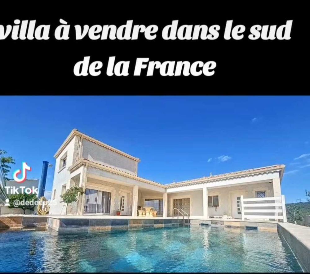Villa T8