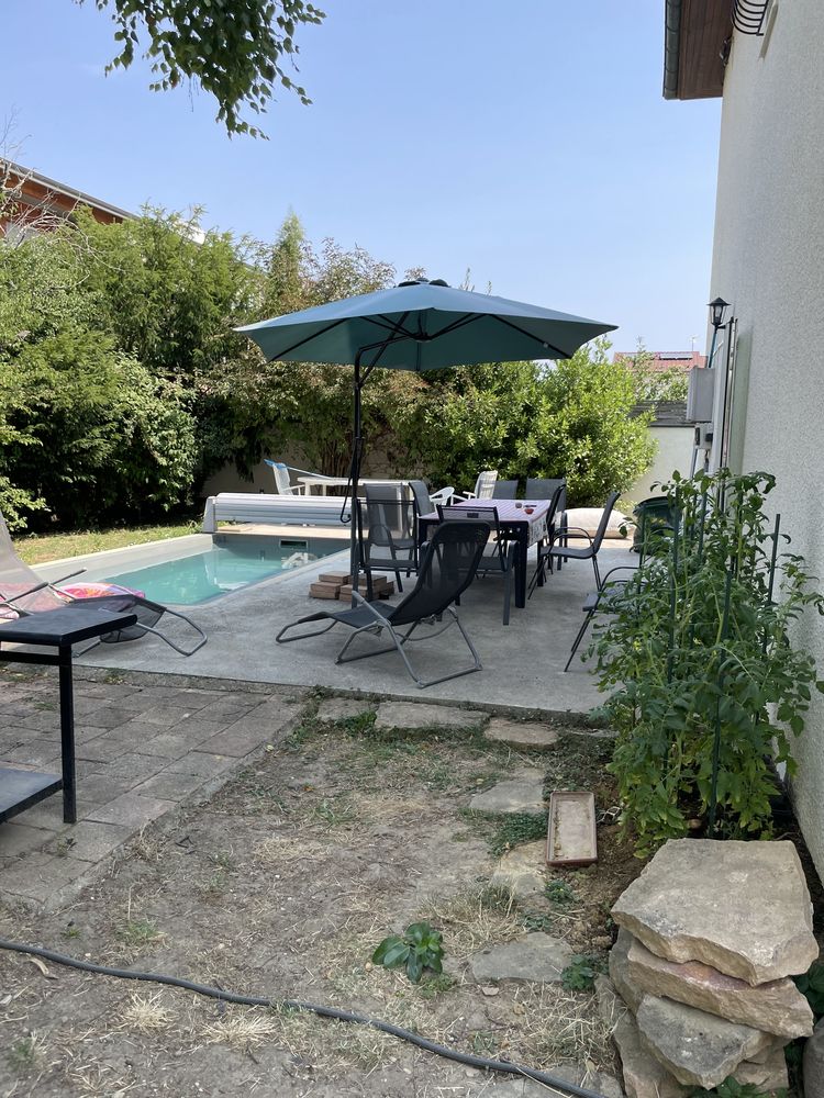 Maison de 140 m² avec piscine - Les Vennes, Bourg-en-Bresse.