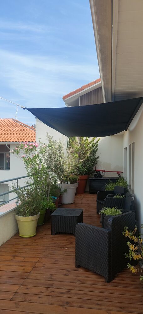 Appartement duplex en hyper centre de Biscarrosse bourg avec