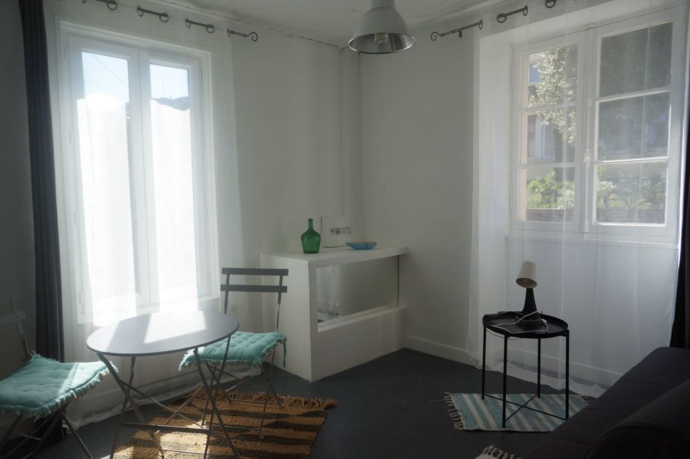 ANGERS CENTRE VILLE PETIT PAVILLON MEUBLE POUR ETUDIANT