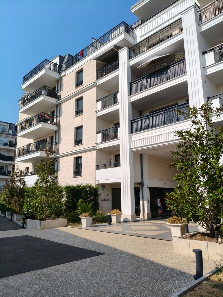 d'un bel appartement 60m2 à Clamart libre de suite.