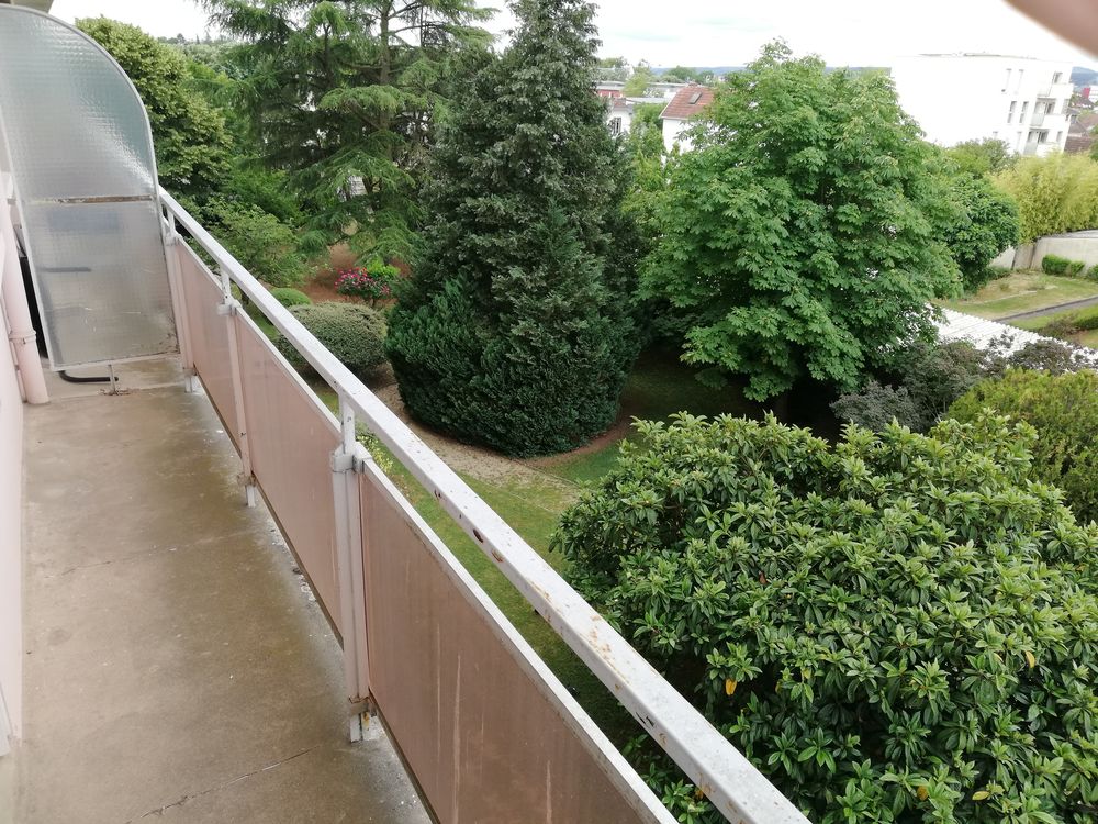T3 pieces dijon hopital université tram balcon 54m2 bon etat