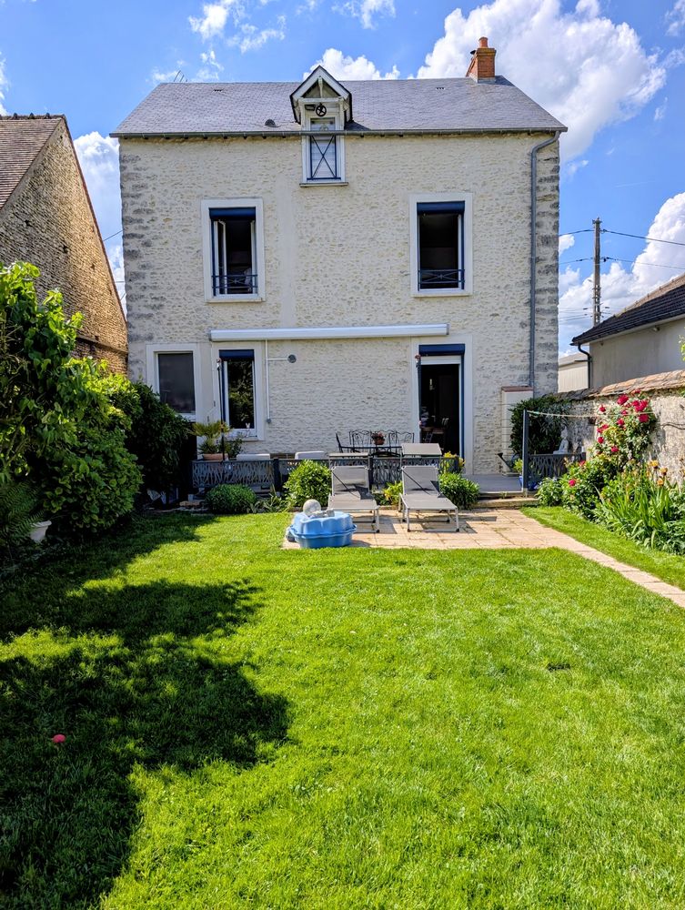 maison pleine de charme, idéale pour une vie de famille au c