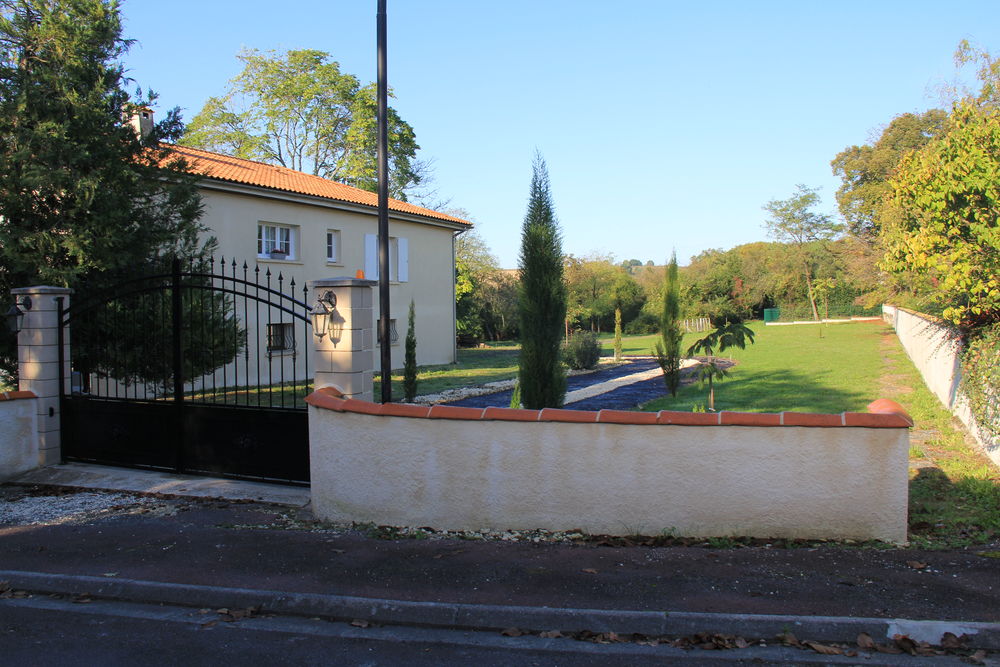 MAISON 136 M² habitable sur 4700 M² arborés