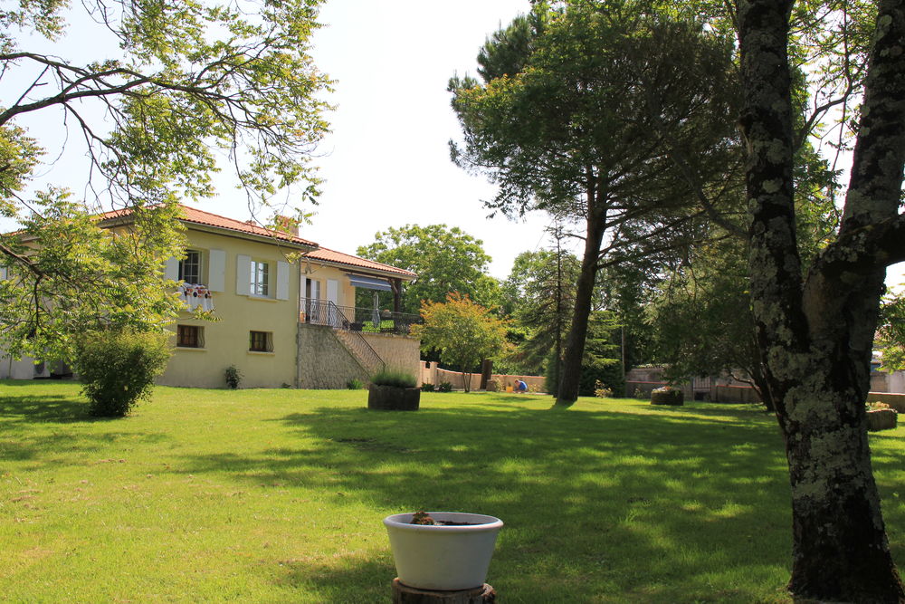 MAISON 136 M² habitable sur 4700 M² arborés