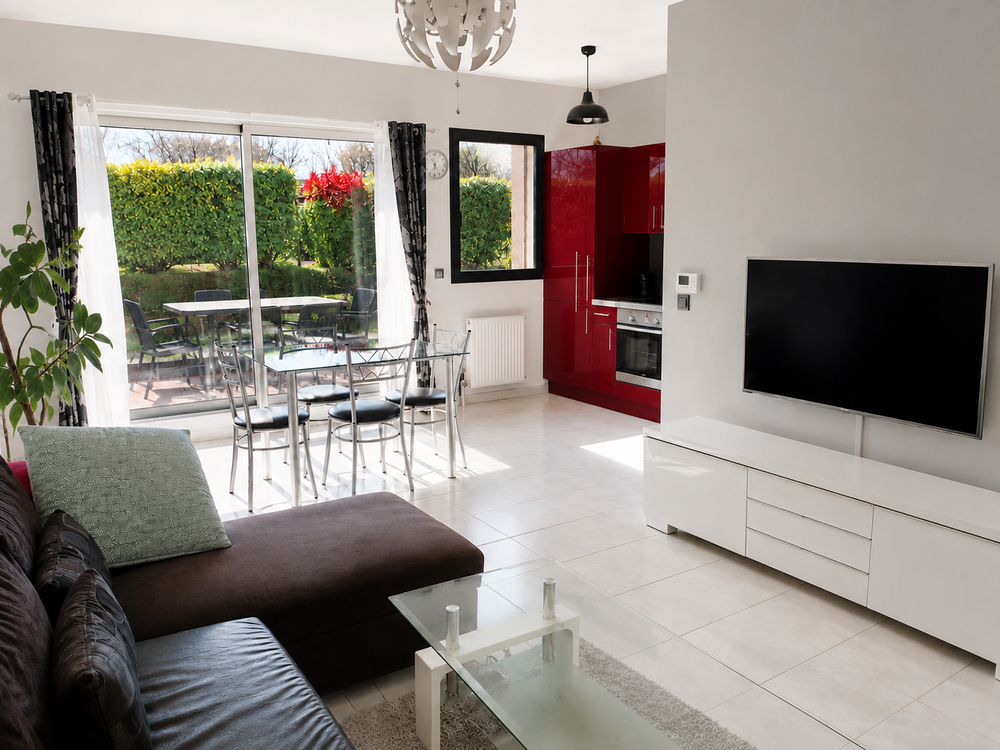 T2 48 m² avec jardin privatif et terrasse " Climatisation Daikin réversible neuve" 2 parkings
