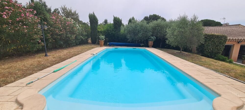 VILLA-PISCINE-JARDIN