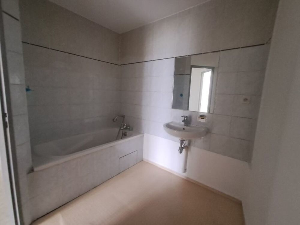Appartement T 2 longue durée,
