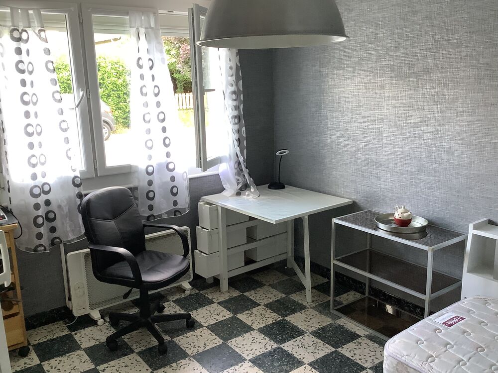 chambre pour étudiant (e)