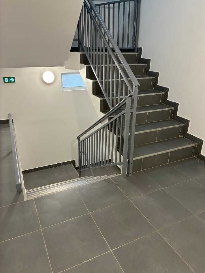 SPECIAL INVESTISSEURS-GRANDE GRANDE MAISON DE 6 APPARTEMENTS.