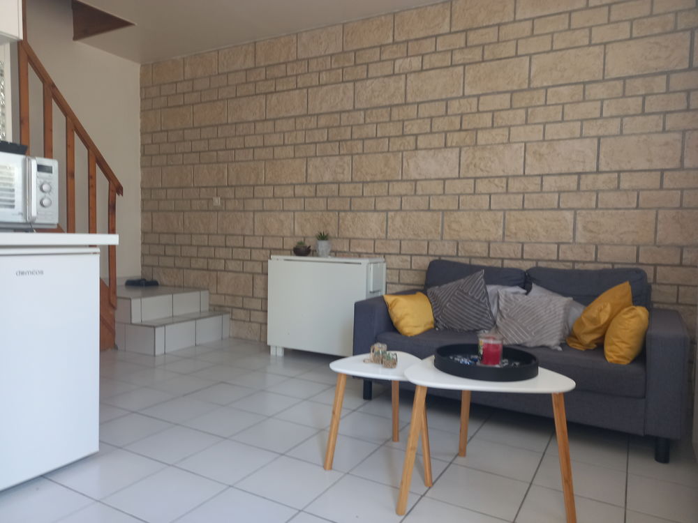 DUPLEX, 2 pièces + SDD, quartier Bétheny/ Sébastopol
