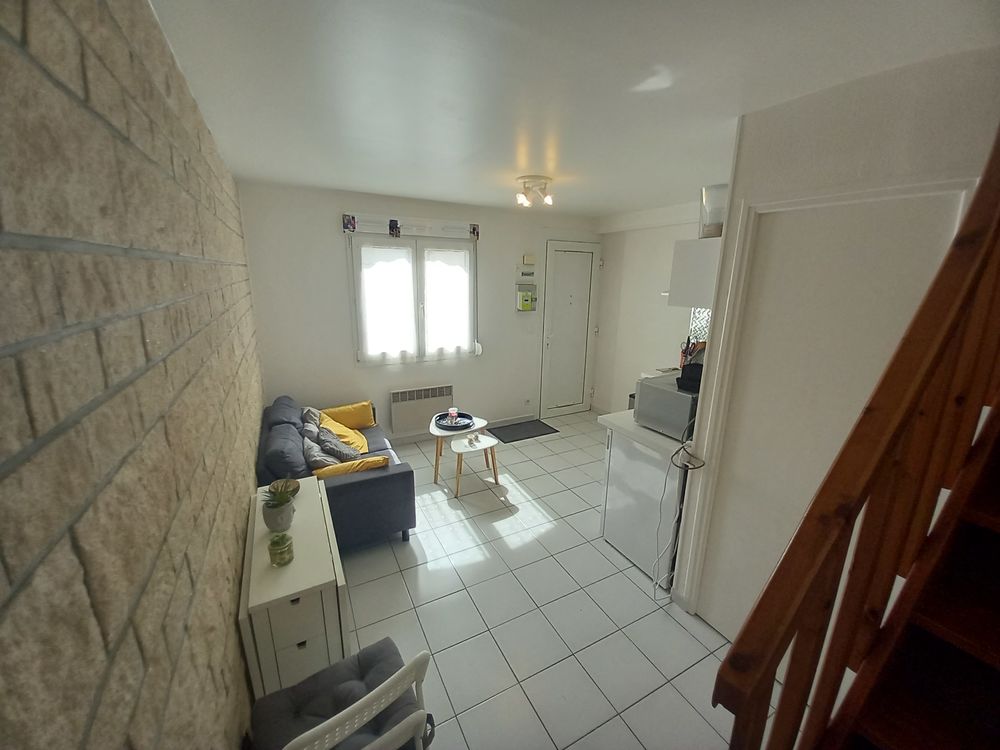 DUPLEX, 2 pièces + SDD, quartier Bétheny/ Sébastopol