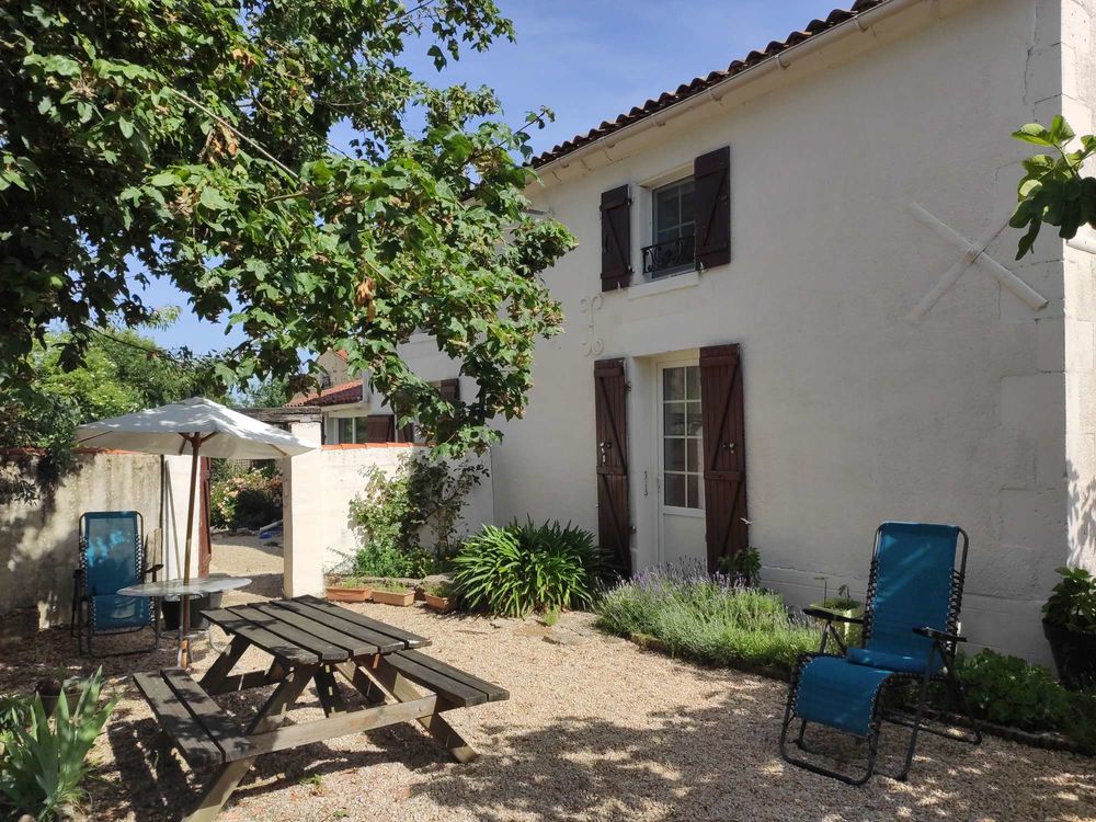 Charmante maison vendéenne modernisée et une seconde maison