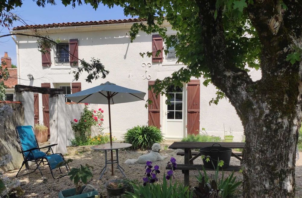 Charmante maison vendéenne modernisée et une seconde maison