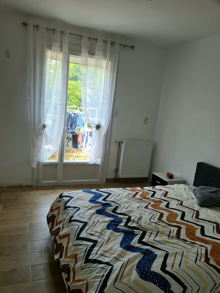 MAISON T4 AVEC JARDIN DE 1 000 m²