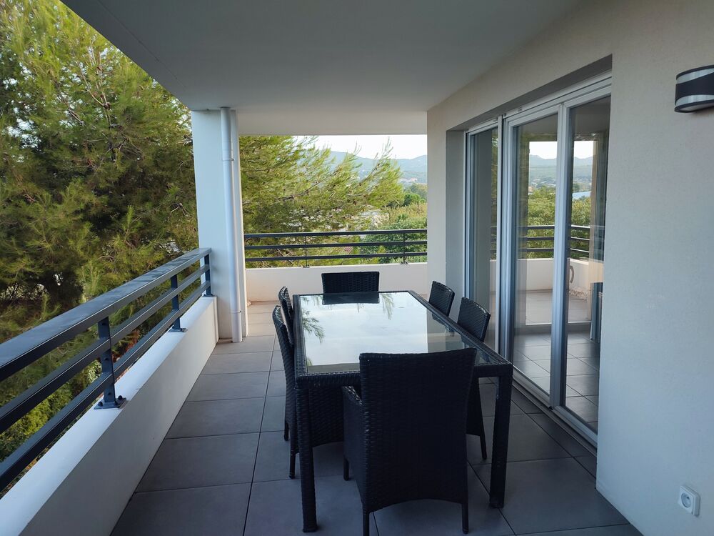 T3 à CHATEAU GOMBERT 67 m2 13013 MARSEILLE terrasse de 40m2